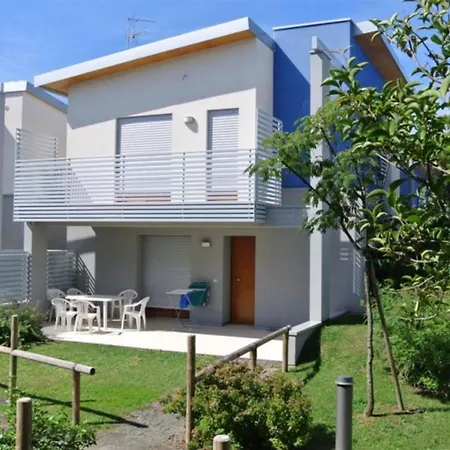 Close To The Sea And The - * Bibione