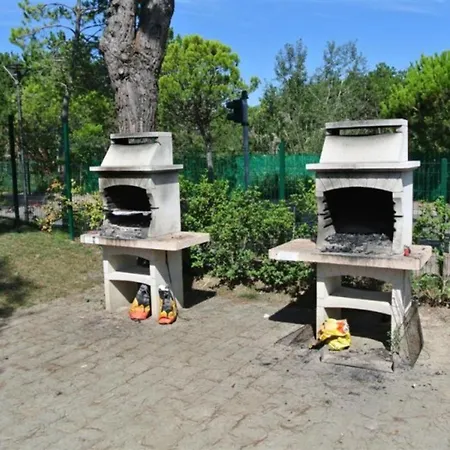Close To The Sea And The - Apartment